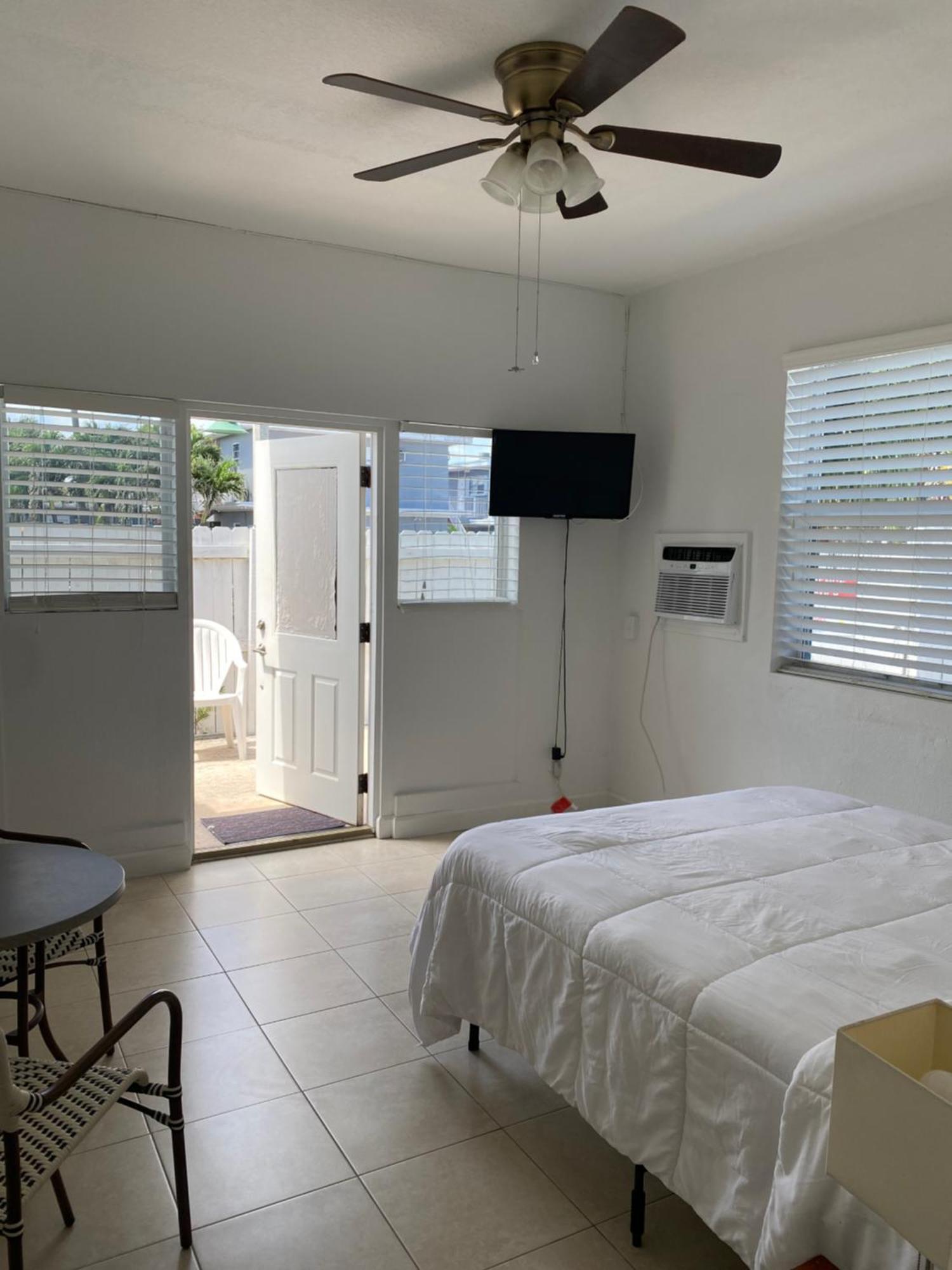 Coral Key Inn Lauderdale-by-the-Sea Exterior foto