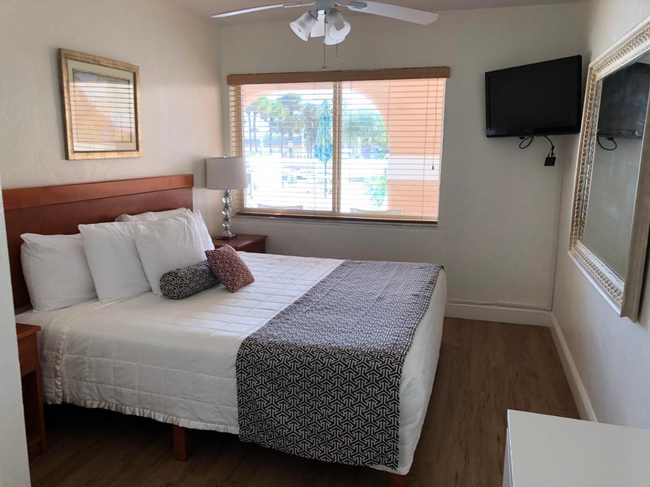 Coral Key Inn Lauderdale-by-the-Sea Exterior foto